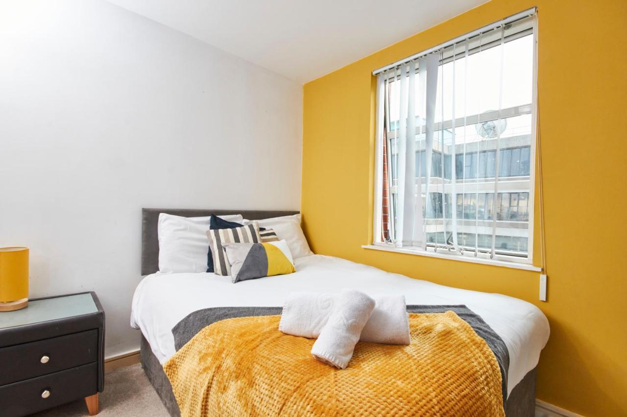 Stylish Manchester Gem - Sleeps 10! Exteriör bild