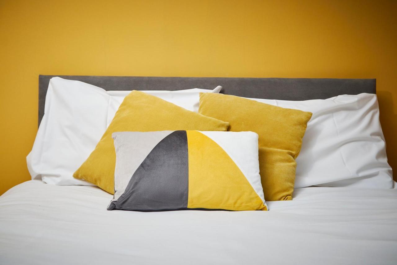 Stylish Manchester Gem - Sleeps 10! Exteriör bild