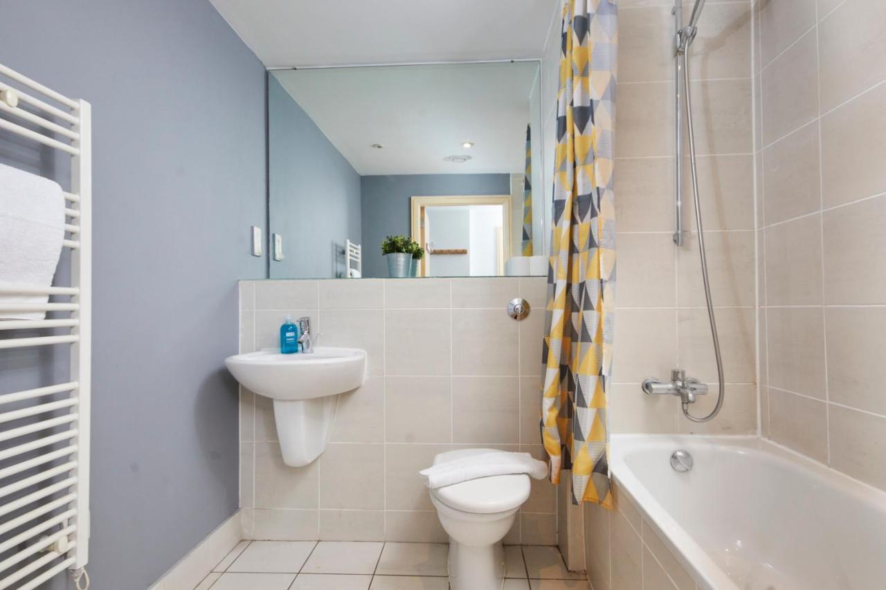 Stylish Manchester Gem - Sleeps 10! Exteriör bild