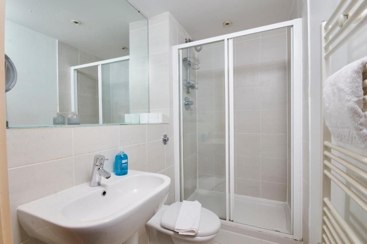 Stylish Manchester Gem - Sleeps 10! Exteriör bild